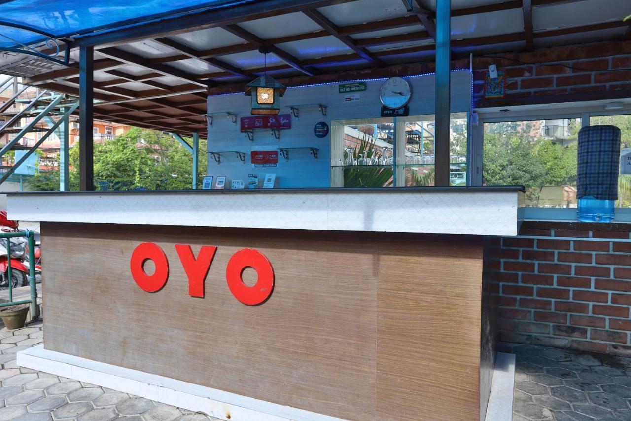 Dharampur Oyo 591 Hotel Blue Moon מראה חיצוני תמונה