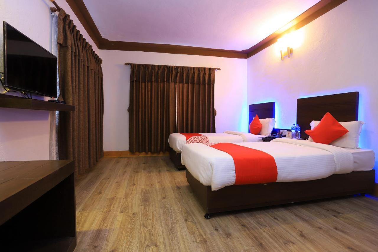 Dharampur Oyo 591 Hotel Blue Moon מראה חיצוני תמונה