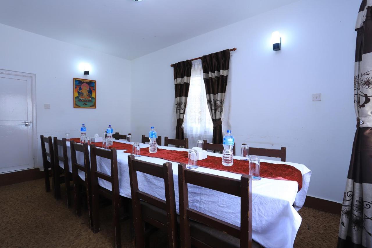 Dharampur Oyo 591 Hotel Blue Moon מראה חיצוני תמונה